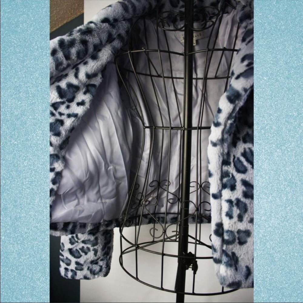 ⬇️⬇️LAST ONE!!!!! SMALL🌺🌺Leopard Jacket 🌺 - Picture 6 of 6